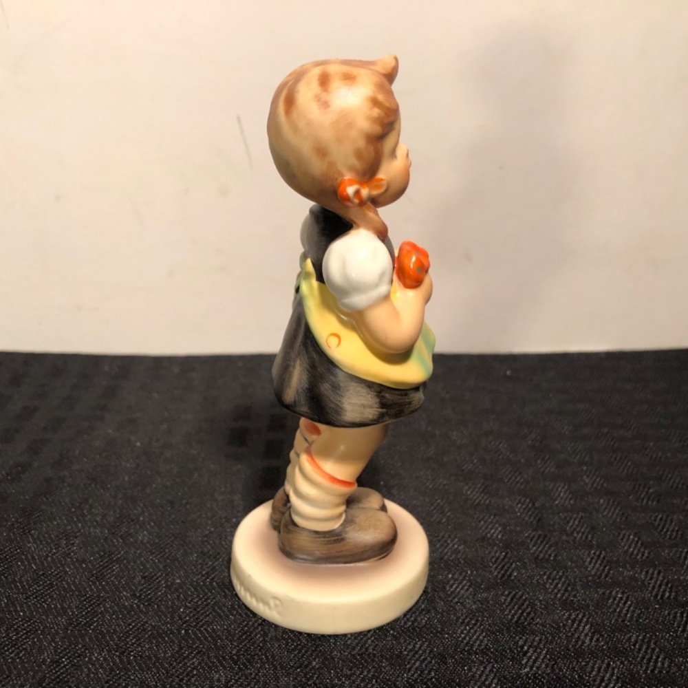 Vintage Goebel Hummel Figurine: Sister - Picture 2 of 11